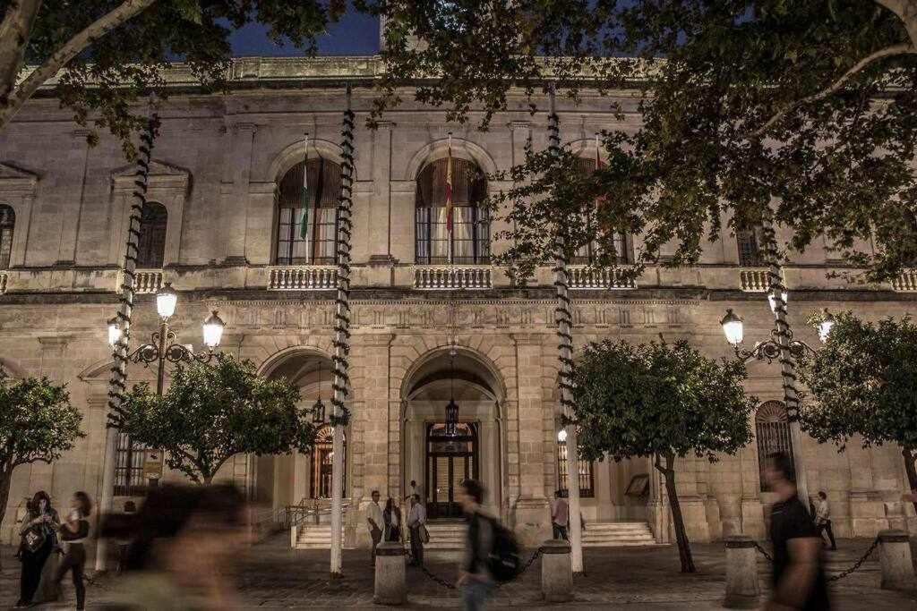 Casa Con Piscina Junto Catedral De Sevilla Екстериор снимка
